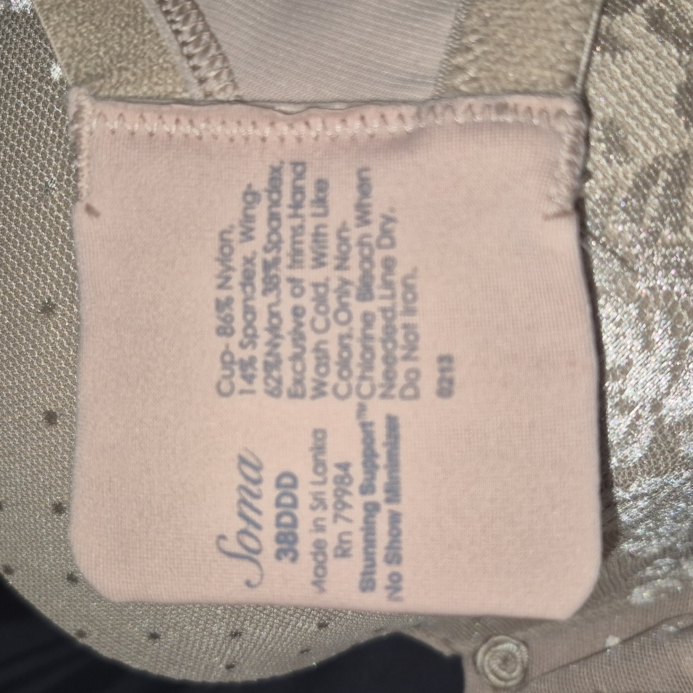 38DDD Soma Stunning Support No Show Minimizer UW Bra Nude - Picture 4 of 8